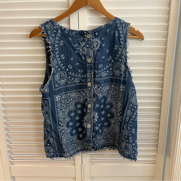 Chambray Paisley Button-Up-Back Tank - Picture 7 of 8